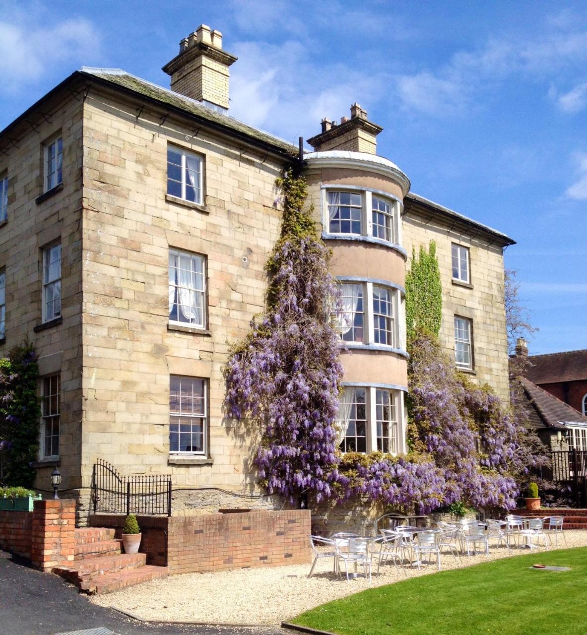 Dinham Hall & Elliotts Bistro Hotel Ludlow Exterior foto